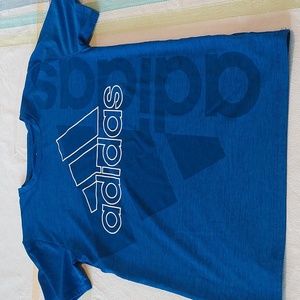 Adidas Boys Blue Light Weight Short Sleeve Tee.Size 14 /16 .